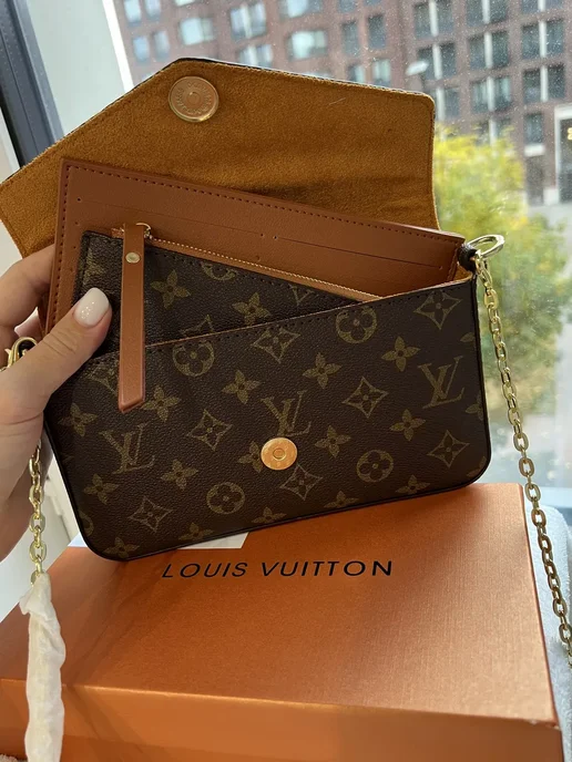 LOUIS VUITTON Сумка клатч c цепью Луи Виттон, желтый