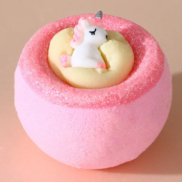 Новогодняя подарочная бомбочка для ванны с игрушкой 130 г