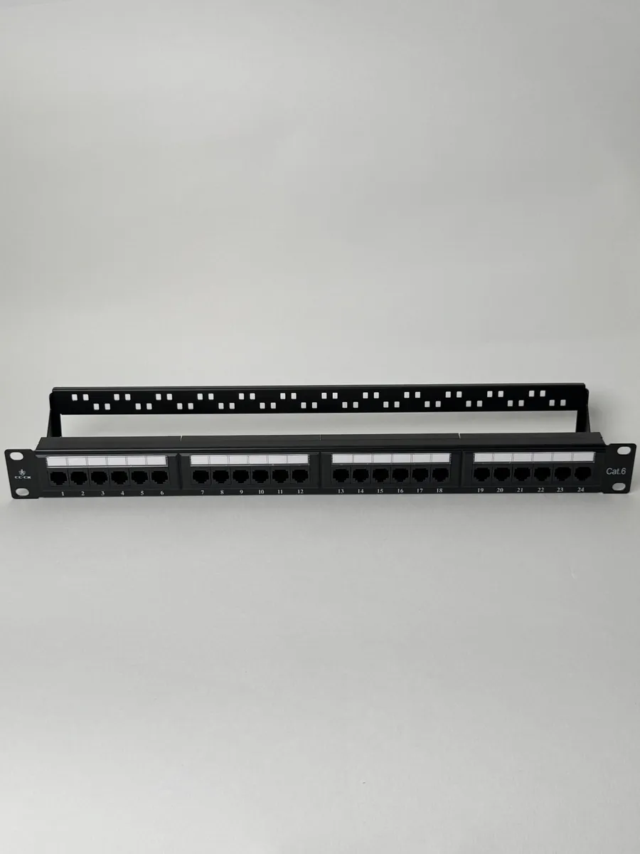 Патч-панель категории Cat6 на 24 порта . HKN-9066T